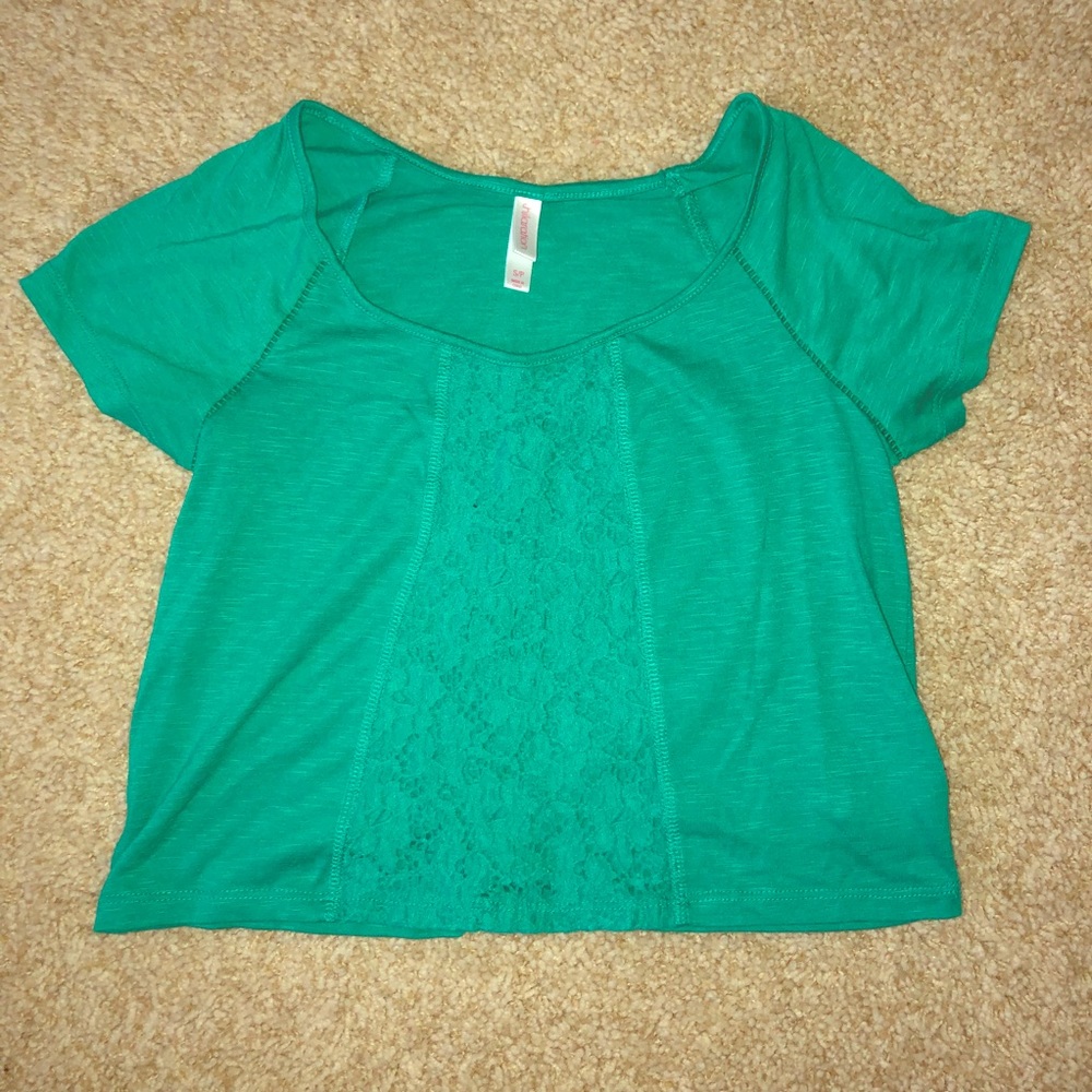 Green crop top